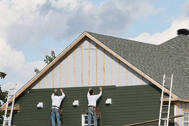 Professional Siding Replacement technician working in Beverly, OH